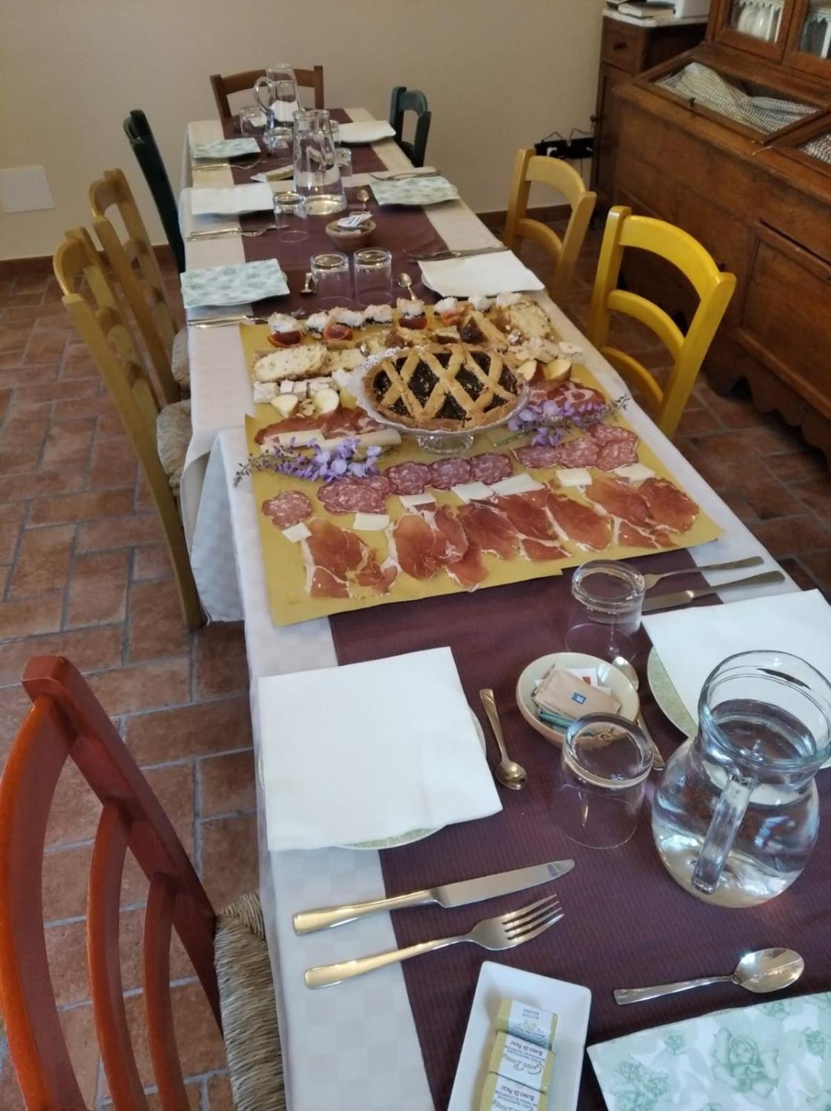 Alla Porta Di Sotto B&B Fivizzano Exteriér fotografie